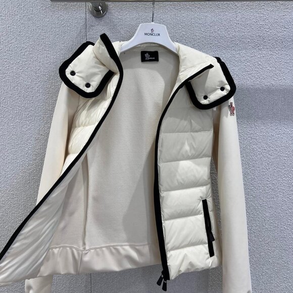 Moncler Grenoble Lamoura hooded buttoned jacket - Picture 5 of 11